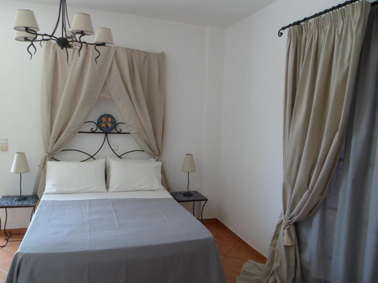 Sarakiniko View Studios Mandrakia Exterior foto
